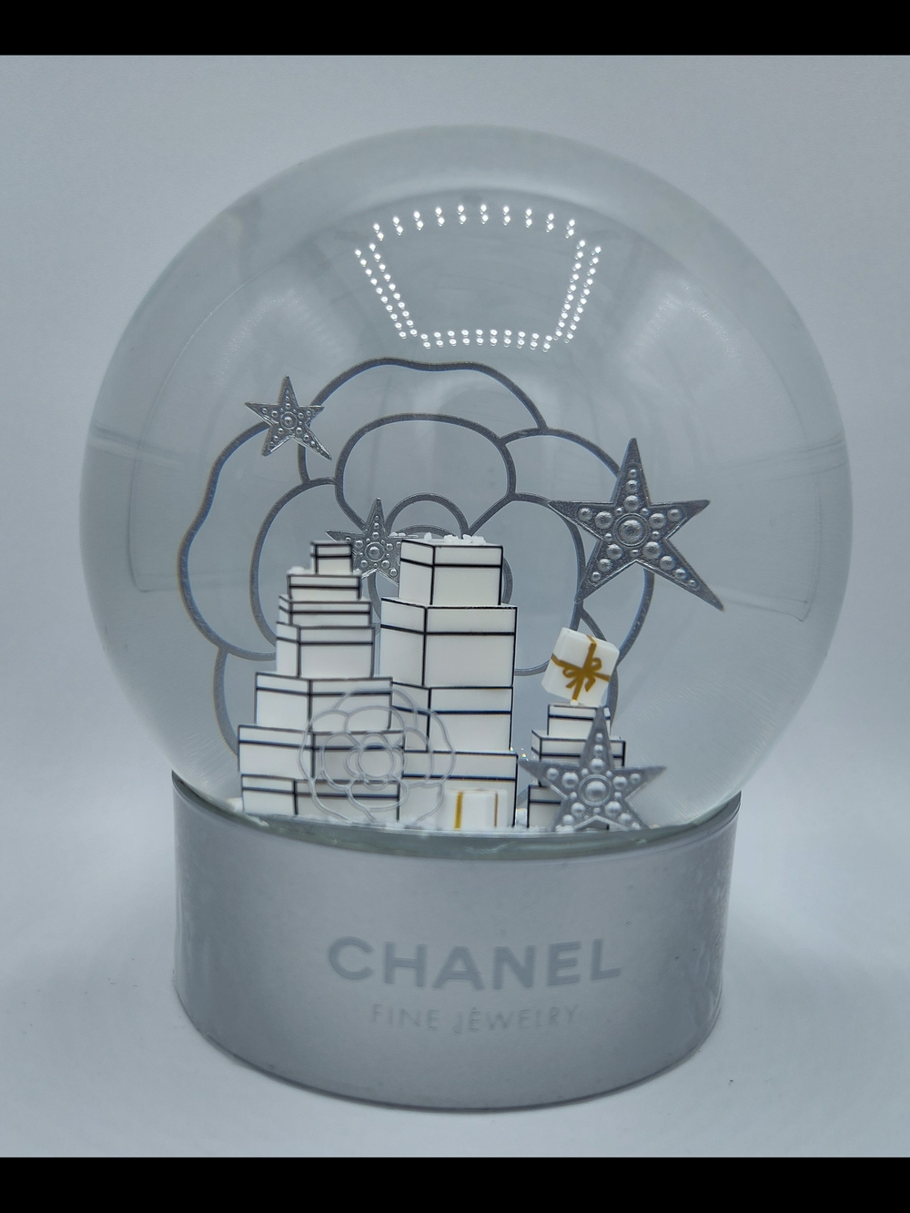 CHANEL White and Gold Gift Box Snow Globe